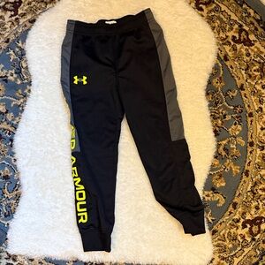 Under Armour Kids Black and Yellow Joggers size 5